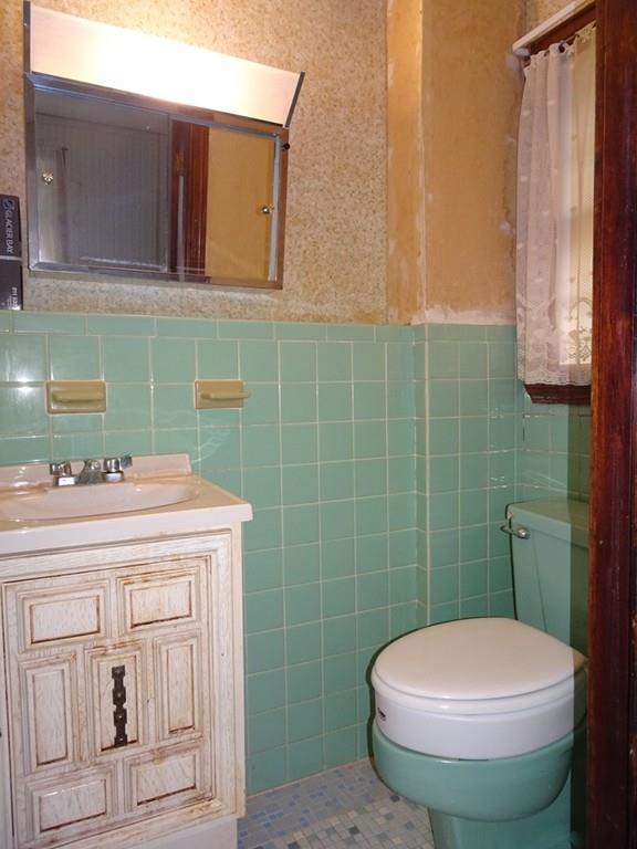 8 Connolly Road Billerica, MA 01821 - Photo 13 of 26 Gallery Image 13