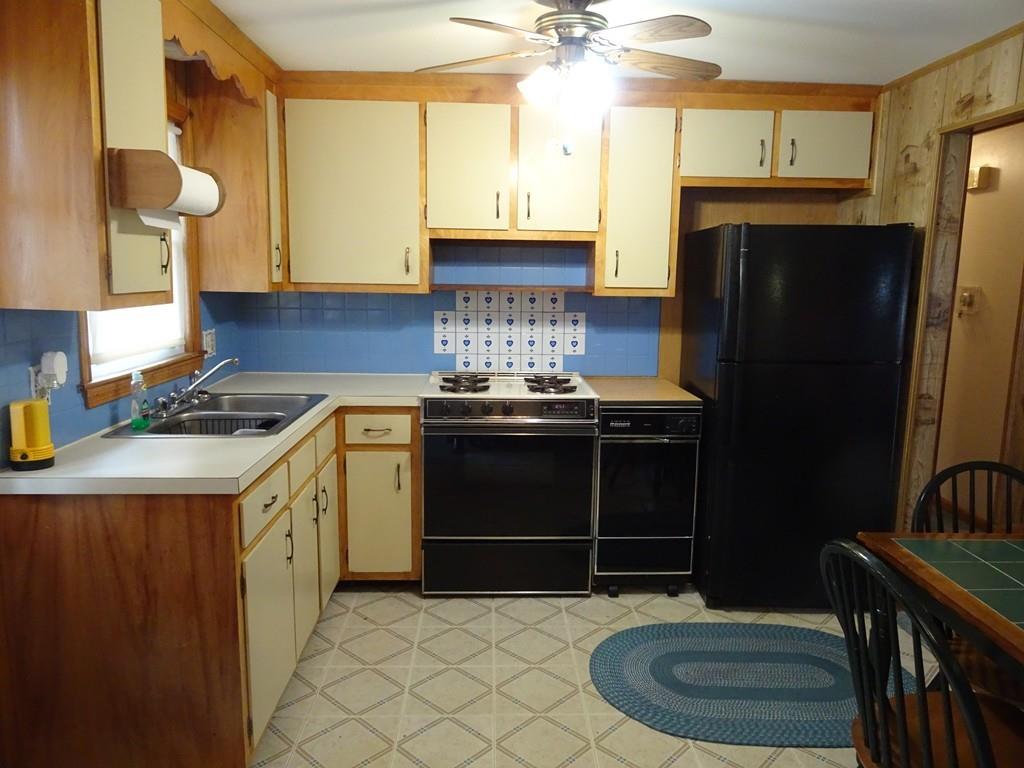 8 Connolly Road Billerica, MA 01821 - Photo 2 of 26 Gallery Image 2