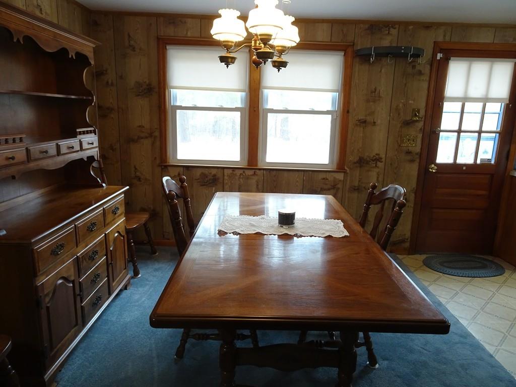 8 Connolly Road Billerica, MA 01821 - Photo 5 of 26 Gallery Image 5