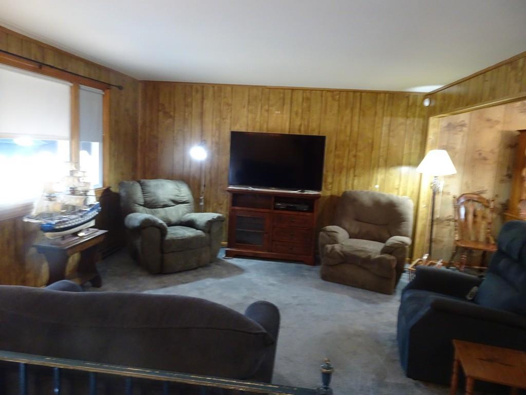 8 Connolly Road Billerica, MA 01821 - Photo 6 of 26 Gallery Image 6