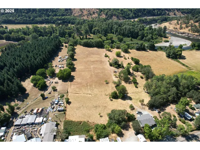 a view of a lake with outdoor space