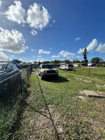 $1,500 | 4410 26th Avenue, Unit 2, Vero Beach, FL 32967