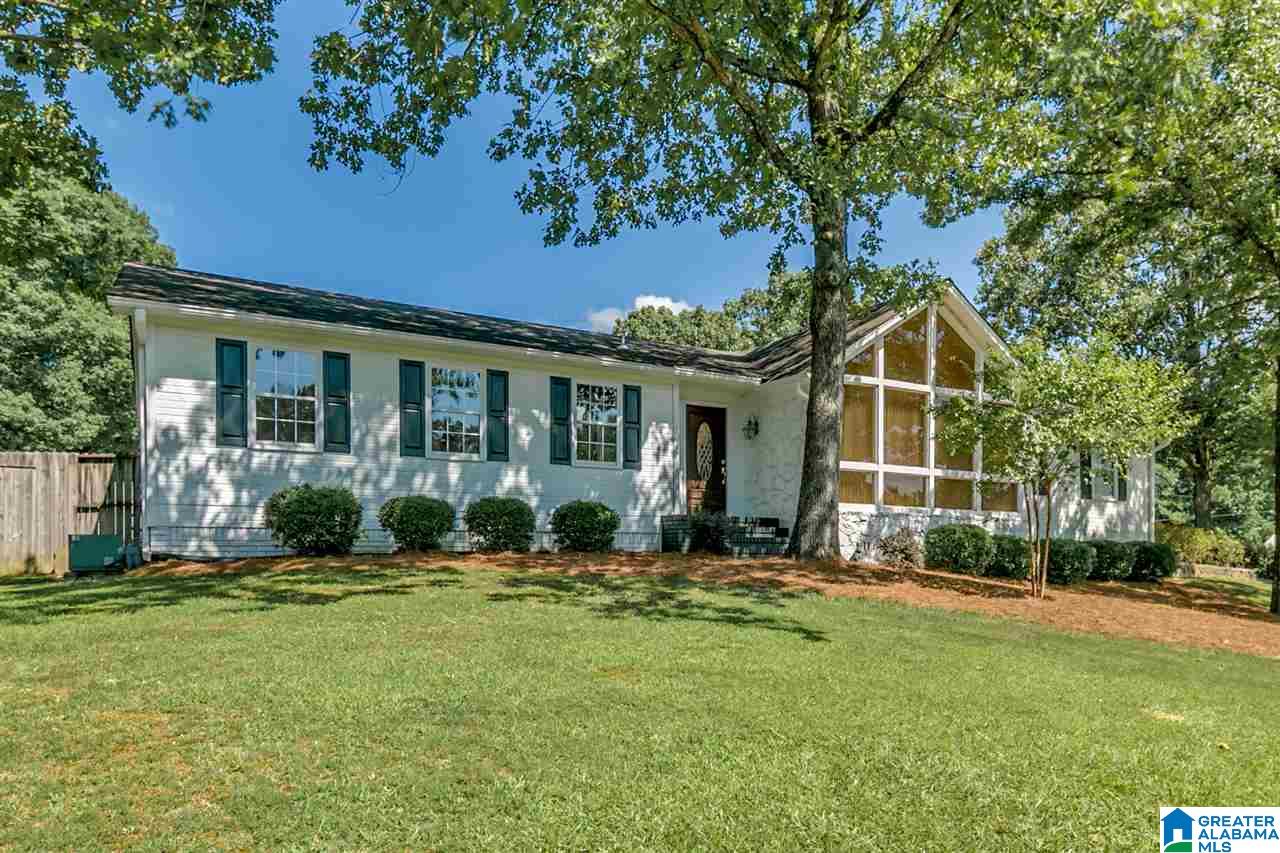 45 Hunters Trace Pelham, AL 35124 - Photo 4 of 48
