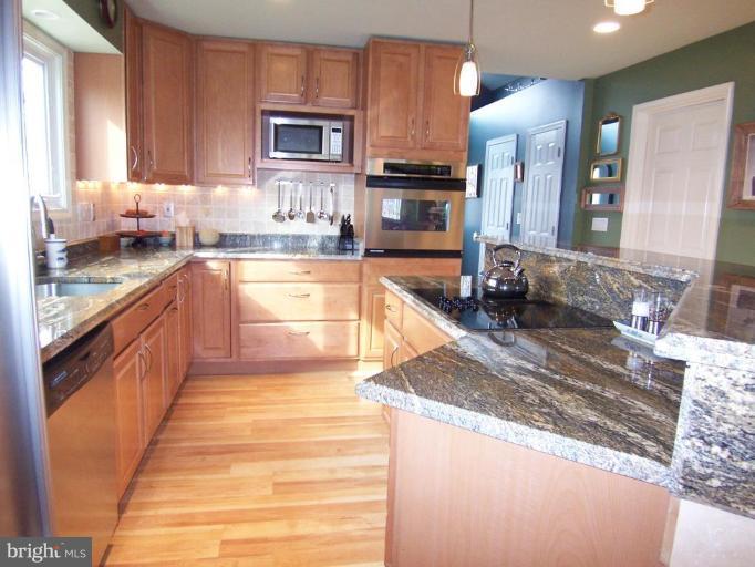 607 Riverside Drive Pasadena, MD 21122 - Photo 3 of 29 WOW WOW WOW