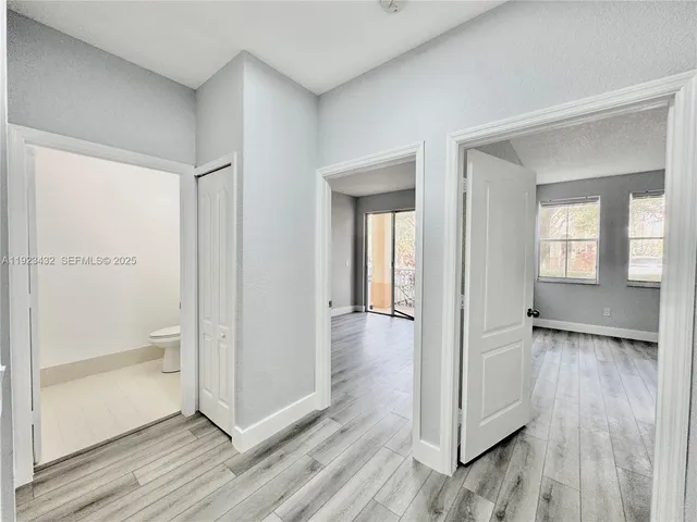 $2,900 | 120 Jacaranda Country Club Drive, Unit 101, Plantation, FL 33324