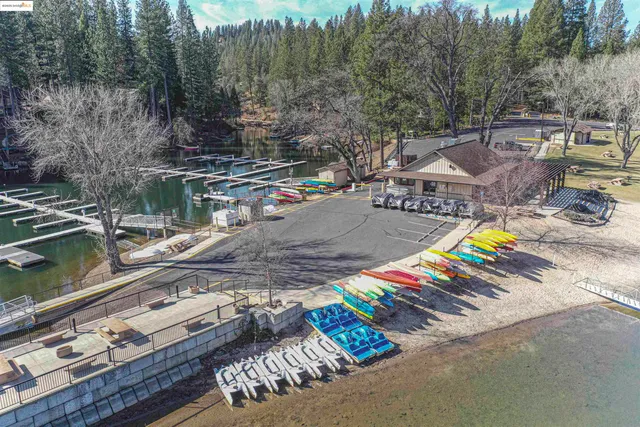 $349,000 | 20055 Pine Mountain Drive, Groveland, CA 95321