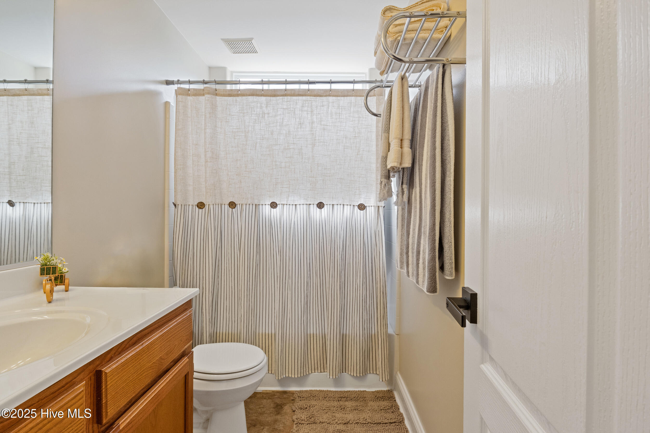 193 St Andrews Road Moyock, NC 27958 - Photo 10 of 44 18_img_8609 edit