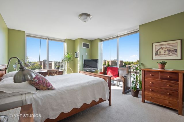 $559,900 | 1640 Maple Avenue, Unit 706, Evanston, IL 60201