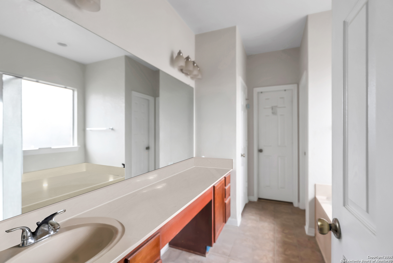 145 Springtree Gate Cibolo, TX 78108 - Photo 12 of 20