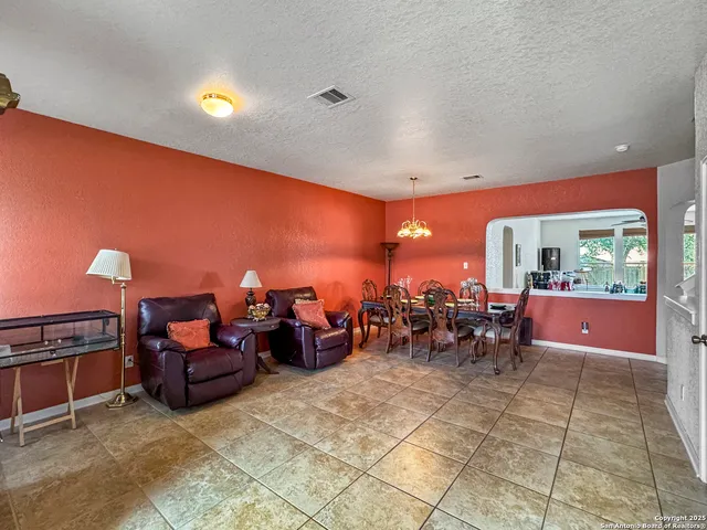 $370,000 | 145 Springtree Gate, Cibolo, TX 78108