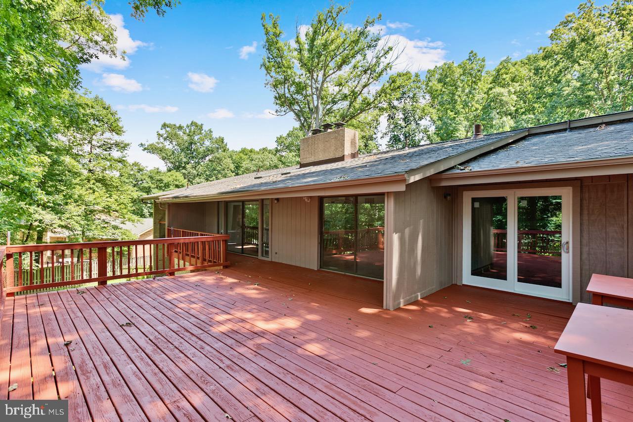 1404 Wolftrap Run Road Vienna, VA 22182 - Photo 33 of 33