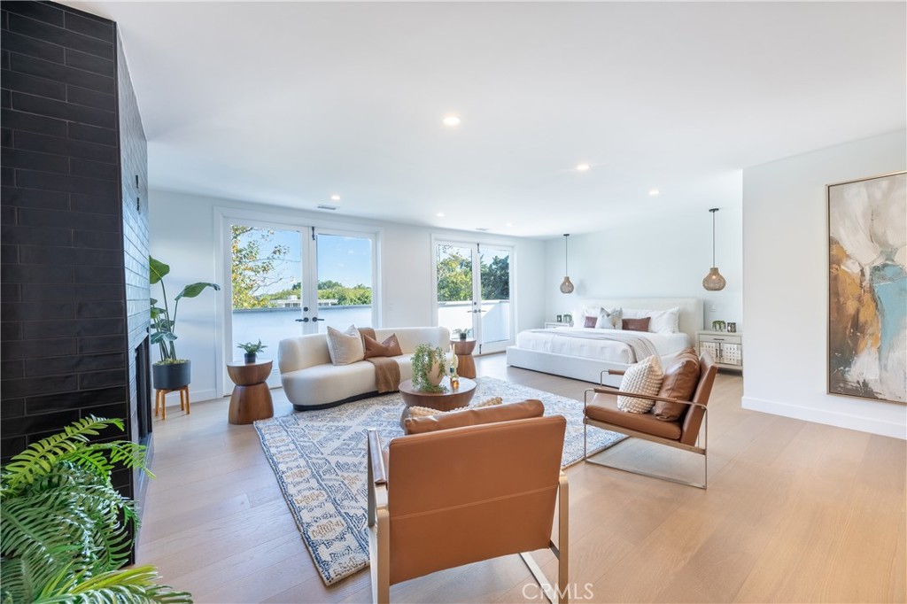 17153 Adlon Road Encino, CA 91436 - Photo 19 of 44