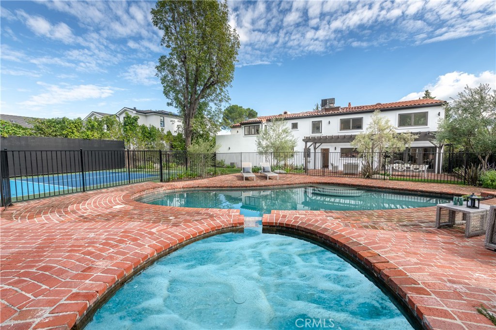 17153 Adlon Road Encino, CA 91436 - Photo 33 of 45