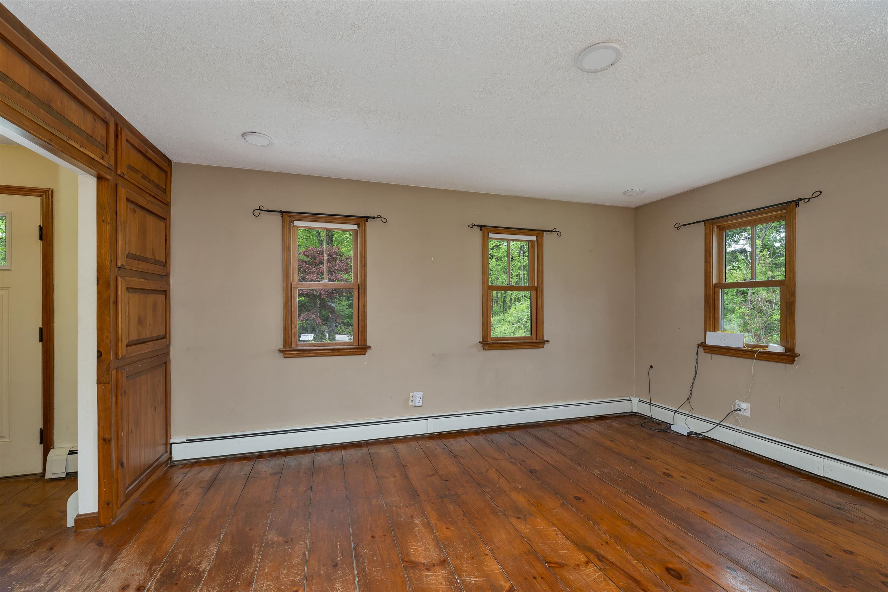 371 Baker Road Henniker, NH 03242 - Photo 22 of 48