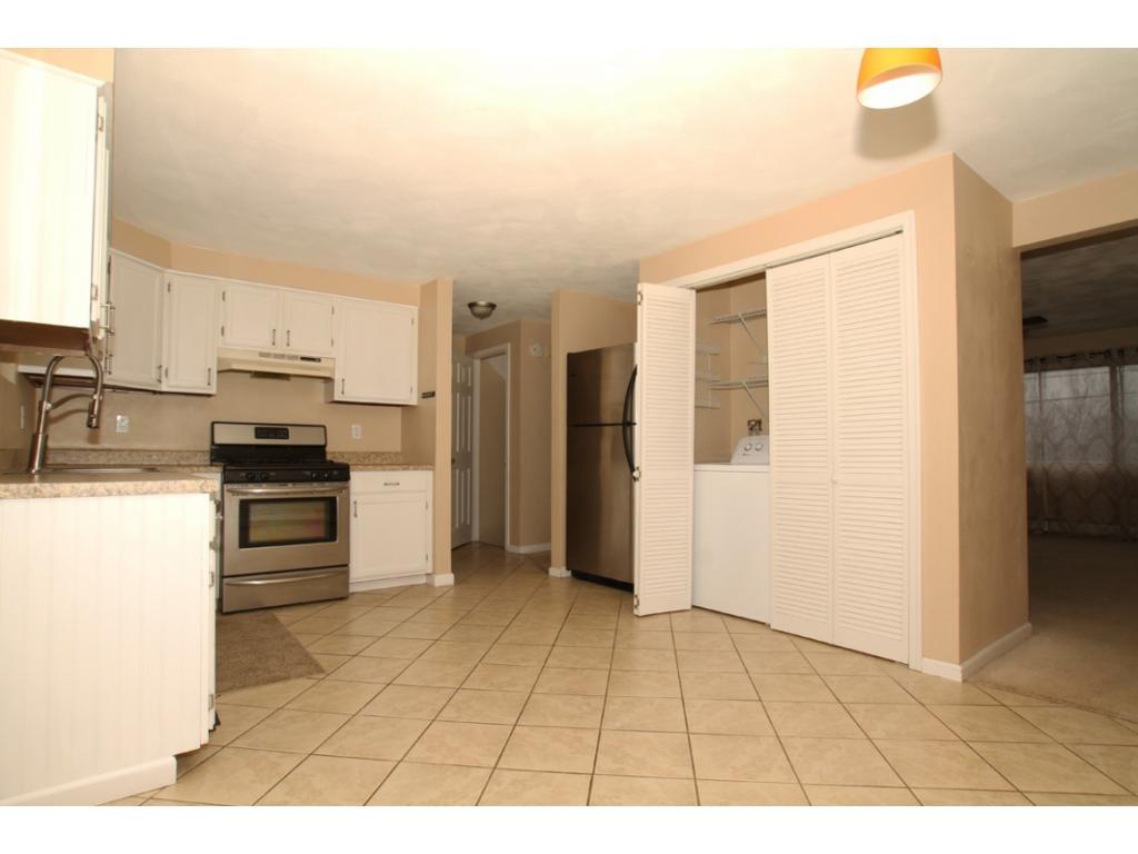 302 Hooper Road Endwell, NY 13760 - Photo 5 of 23 Gallery Image 5