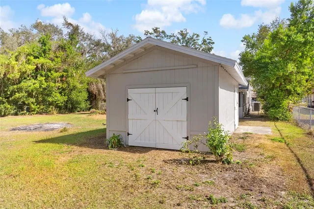 $294,990 | 815 North Hendry Avenue, Fort Meade, FL 33841