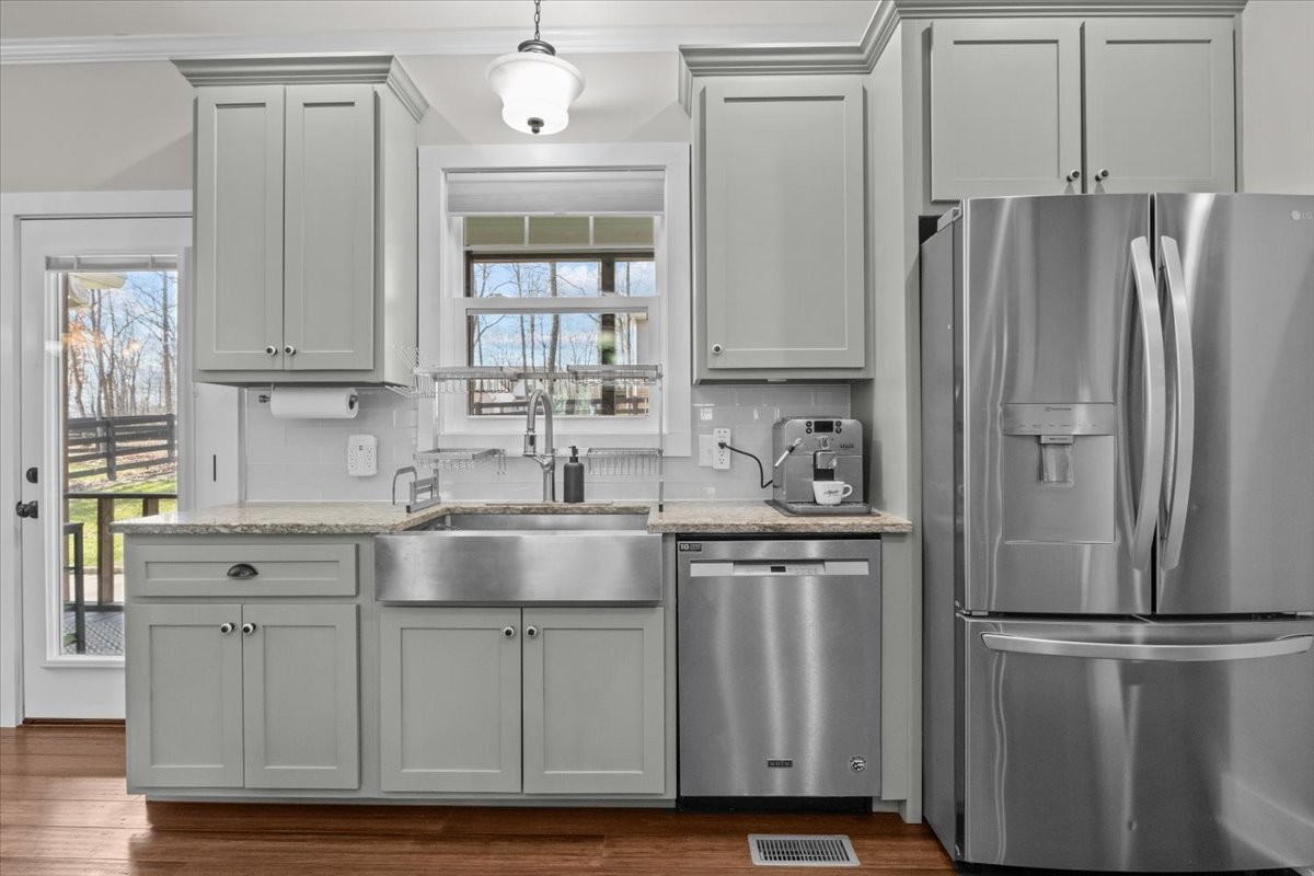 4583 General Forest Circle Bon Aqua, TN 37025 - Photo 14 of 42