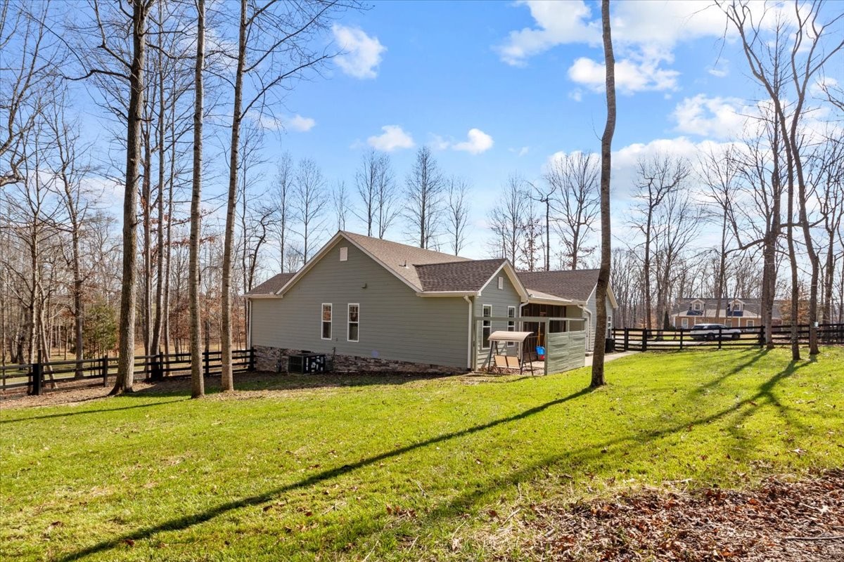 4583 General Forest Circle Bon Aqua, TN 37025 - Photo 38 of 42