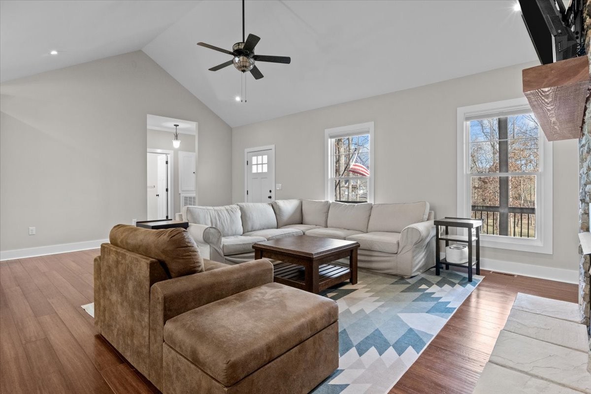 4583 General Forest Circle Bon Aqua, TN 37025 - Photo 5 of 42