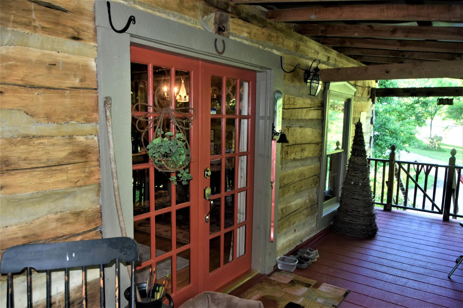 821 Sand Hill Road Irvine, KY 40336 - Photo 13 of 78 Now let's step inside, and take a look!