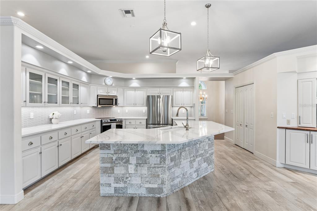 10801 Alico Pass New Port Richey, FL 34655 - Photo 16 of 76