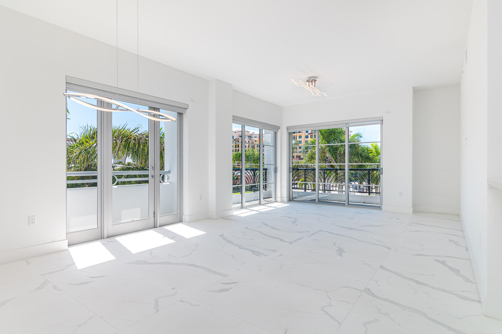 155 East Boca Raton Road, Unit 303 Boca Raton, FL 33432 - Photo 4 of 20 photo-16