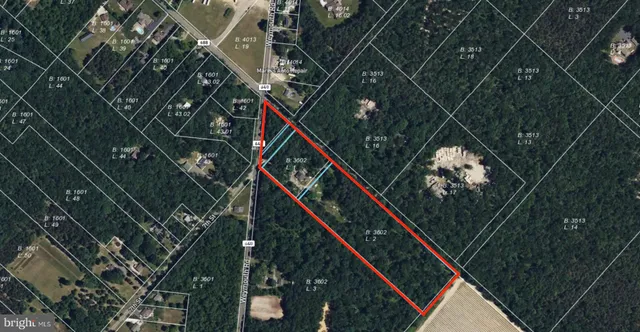 a picture of the street