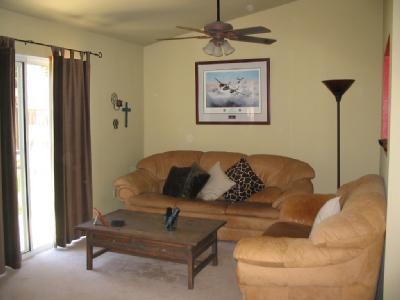 3248 Quarry Road Palmdale, CA 93550 - Photo 4 of 6 a living room with furniture