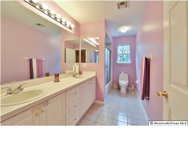 486 Meadowood Road Jackson, NJ 08527 - Photo 17 of 25 Additional Photo