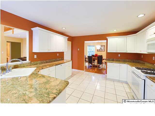 486 Meadowood Road Jackson, NJ 08527 - Photo 5 of 25 Additional Photo