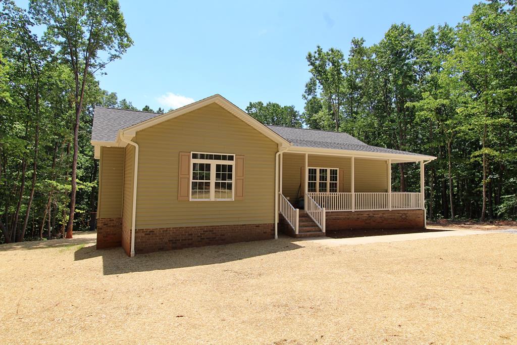 1582 Oak Rdg Road Appomattox, VA 24522 - Photo 1 of 30 Gallery Image 1