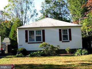 2722 Hawthorne Road Glenside, PA 19038 - Photo 1 of 6 Gallery Image 1