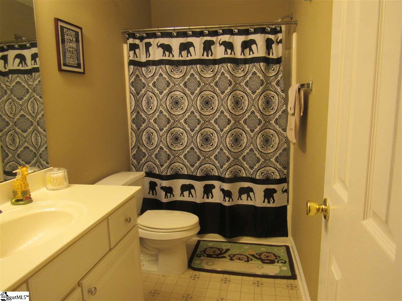 333 Henderson Road Easley, SC 29642 - Photo 7 of 10 Gallery Image 7