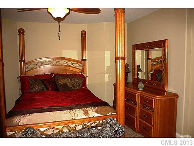 7035 Gilead Road Huntersville, NC 28078 - Photo 12 of 16 Gallery Image 12