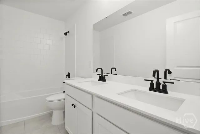 $329,900 | 181 Kingswood Circle, Bloomingdale, GA 31302