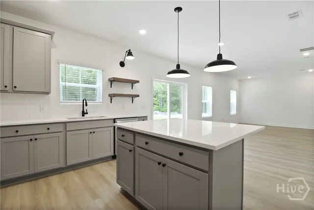 $329,900 | 181 Kingswood Circle, Bloomingdale, GA 31302