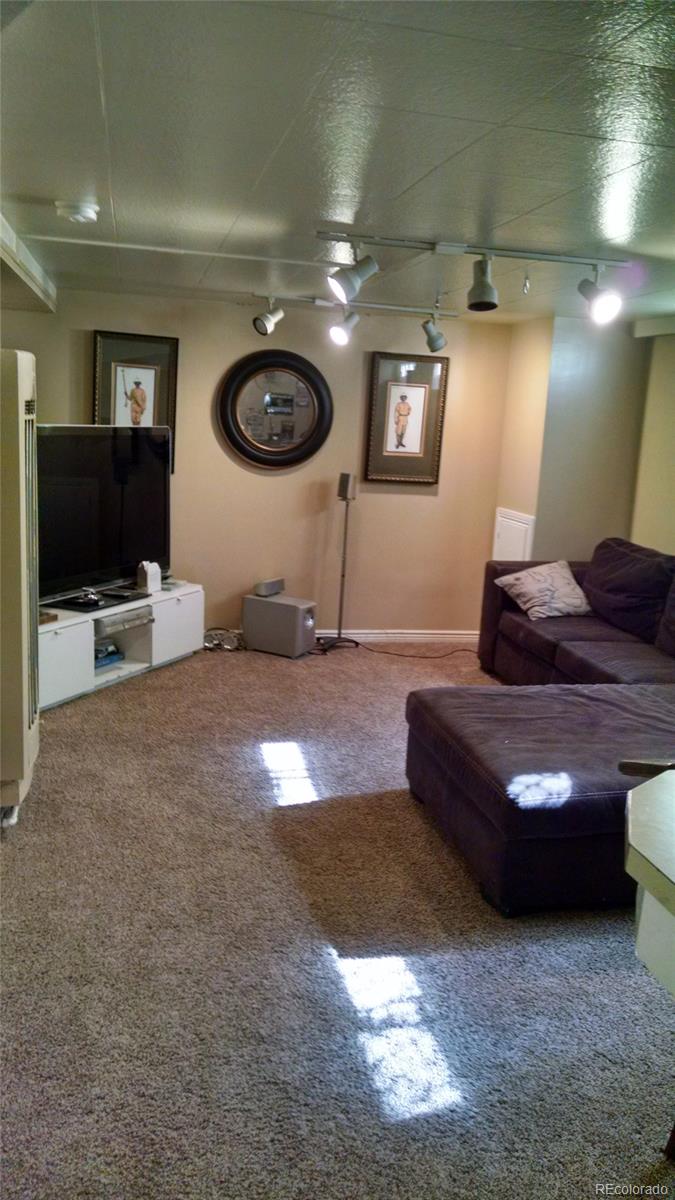 3895 Dover Street Wheat Ridge, CO 80033 - Photo 8 of 28 Gallery Image 8