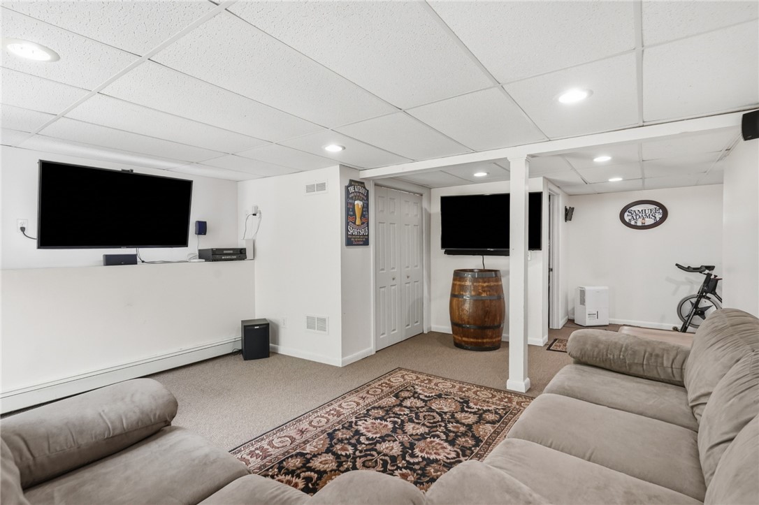 859 Knotty Oak Road Coventry, RI 02816 - Photo 31 of 39