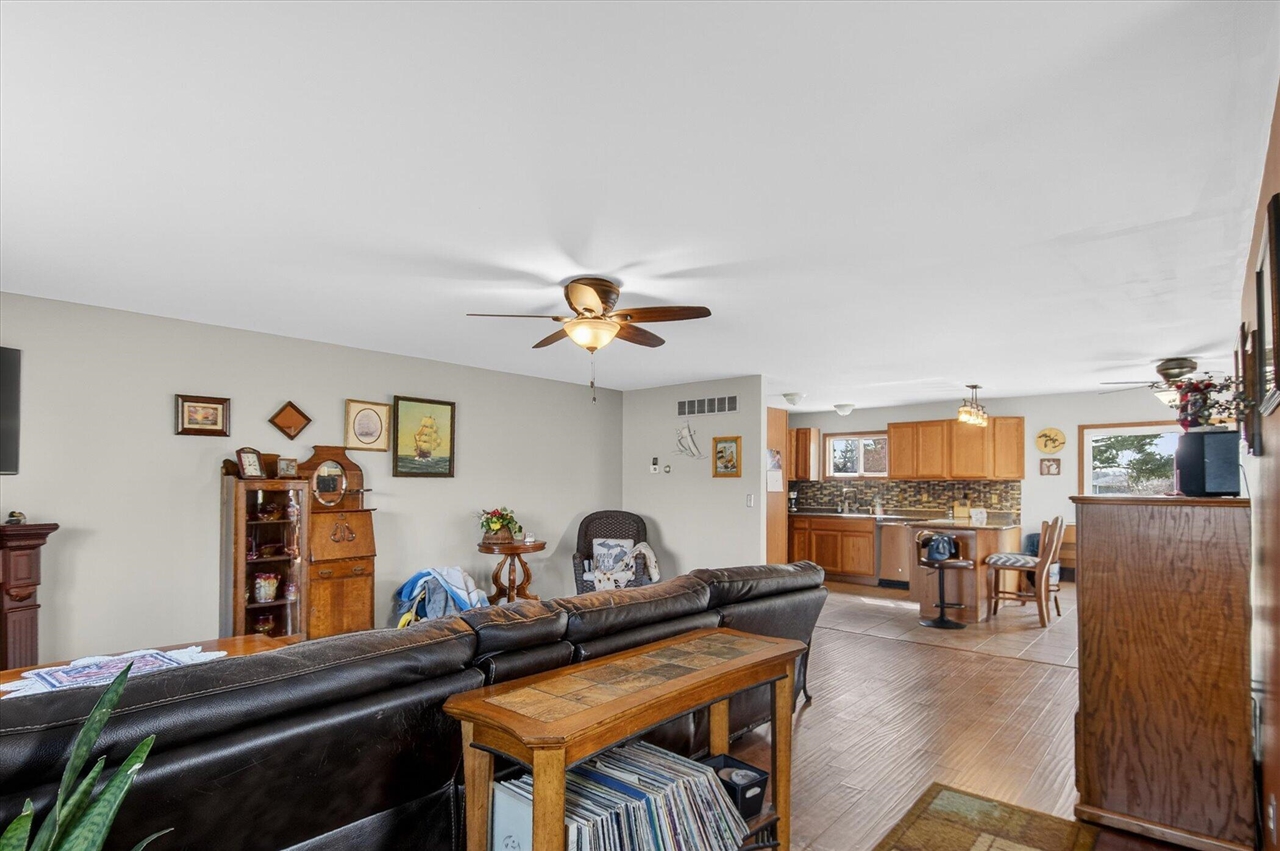 7001 Jefferson Road Brooklyn, MI 49230 - Photo 8 of 49