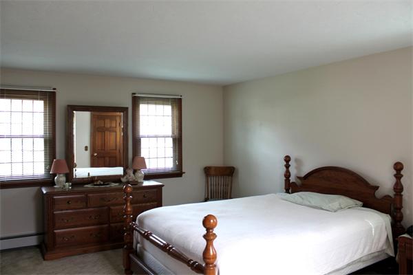 33 Bonnybrook Road Worcester, MA 01606 - Photo 9 of 22 Gallery Image 9