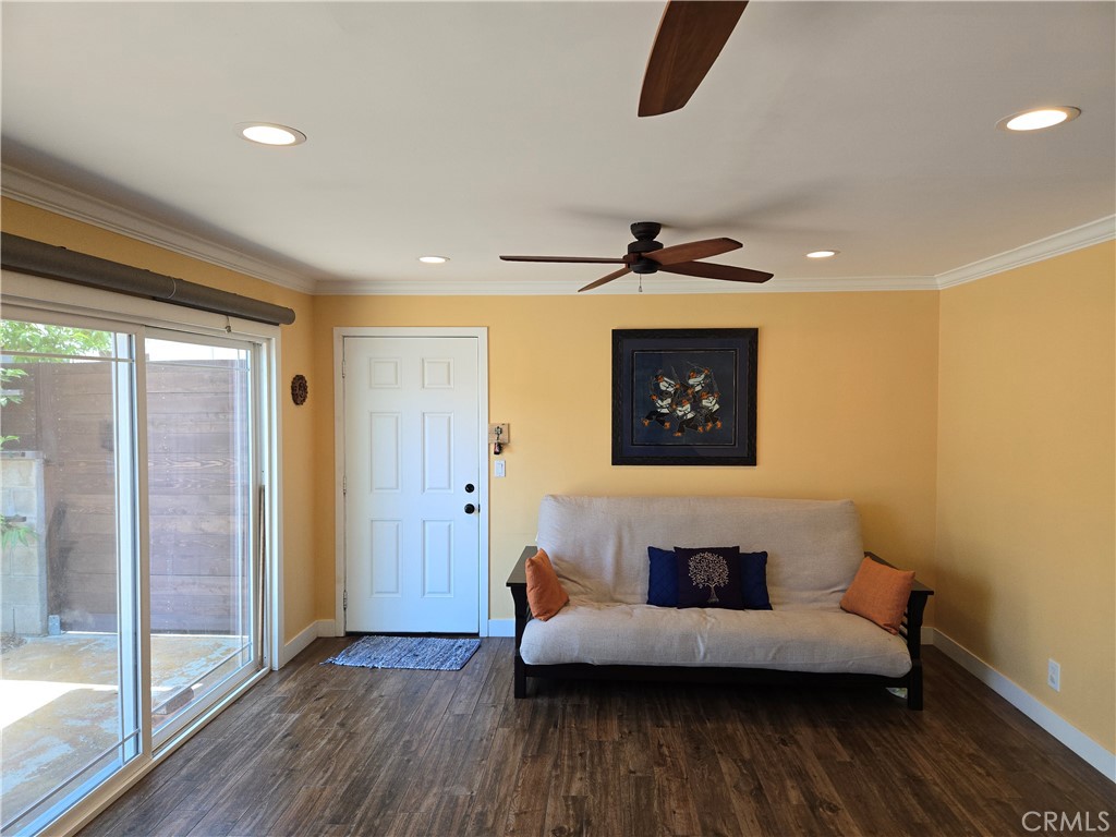 6568 Mt Diablo Avenue Riverside, CA 92506 - Photo 11 of 25