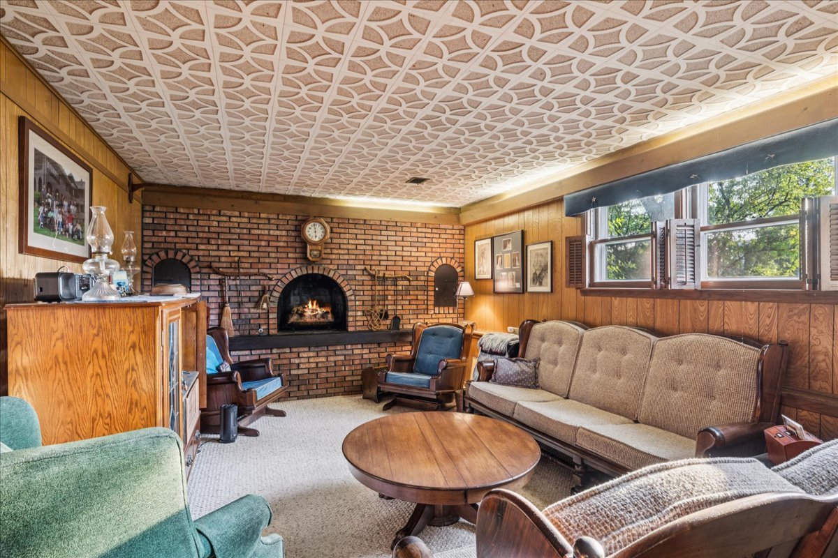 2430 South Plum Grove Road Rolling Meadows, IL 60008 - Photo 12 of 19 Gallery Image 12