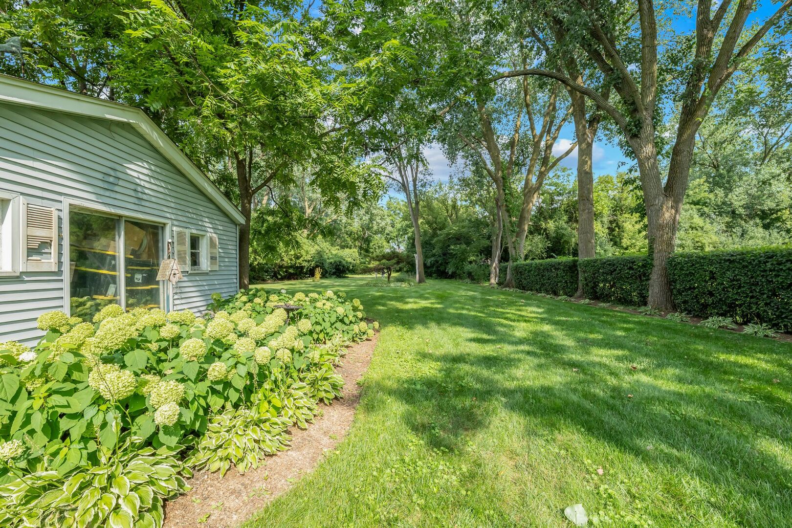 2430 South Plum Grove Road Rolling Meadows, IL 60008 - Photo 16 of 19 Gallery Image 16