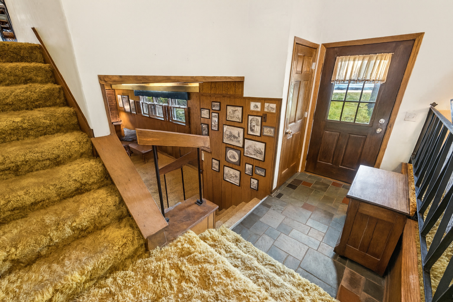 2430 South Plum Grove Road Rolling Meadows, IL 60008 - Photo 2 of 19 Gallery Image 2