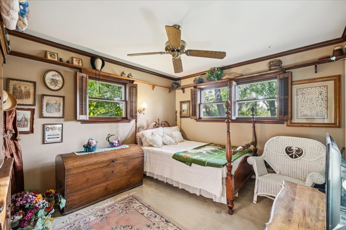 2430 South Plum Grove Road Rolling Meadows, IL 60008 - Photo 9 of 19 Gallery Image 9