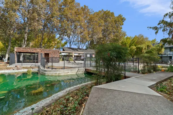 $899,950 | 905 West Middlefield Road, Unit 982, Mountain View, CA 94043