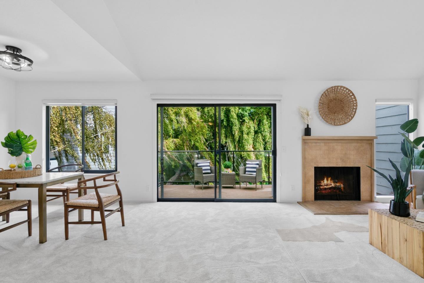 905 West Middlefield Road, Unit 982 Mountain View, CA 94043 - Photo 7 of 23