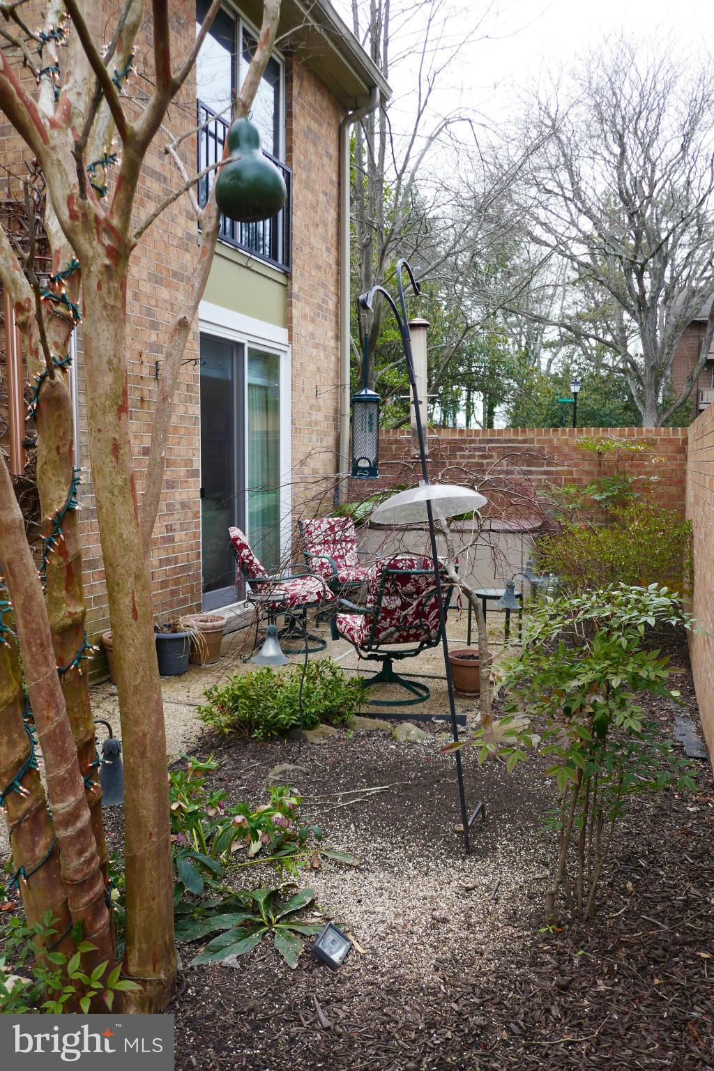 15 Roland Mews, Unit R115 Baltimore, MD 21210 - Photo 27 of 30 Exterior (Rear)