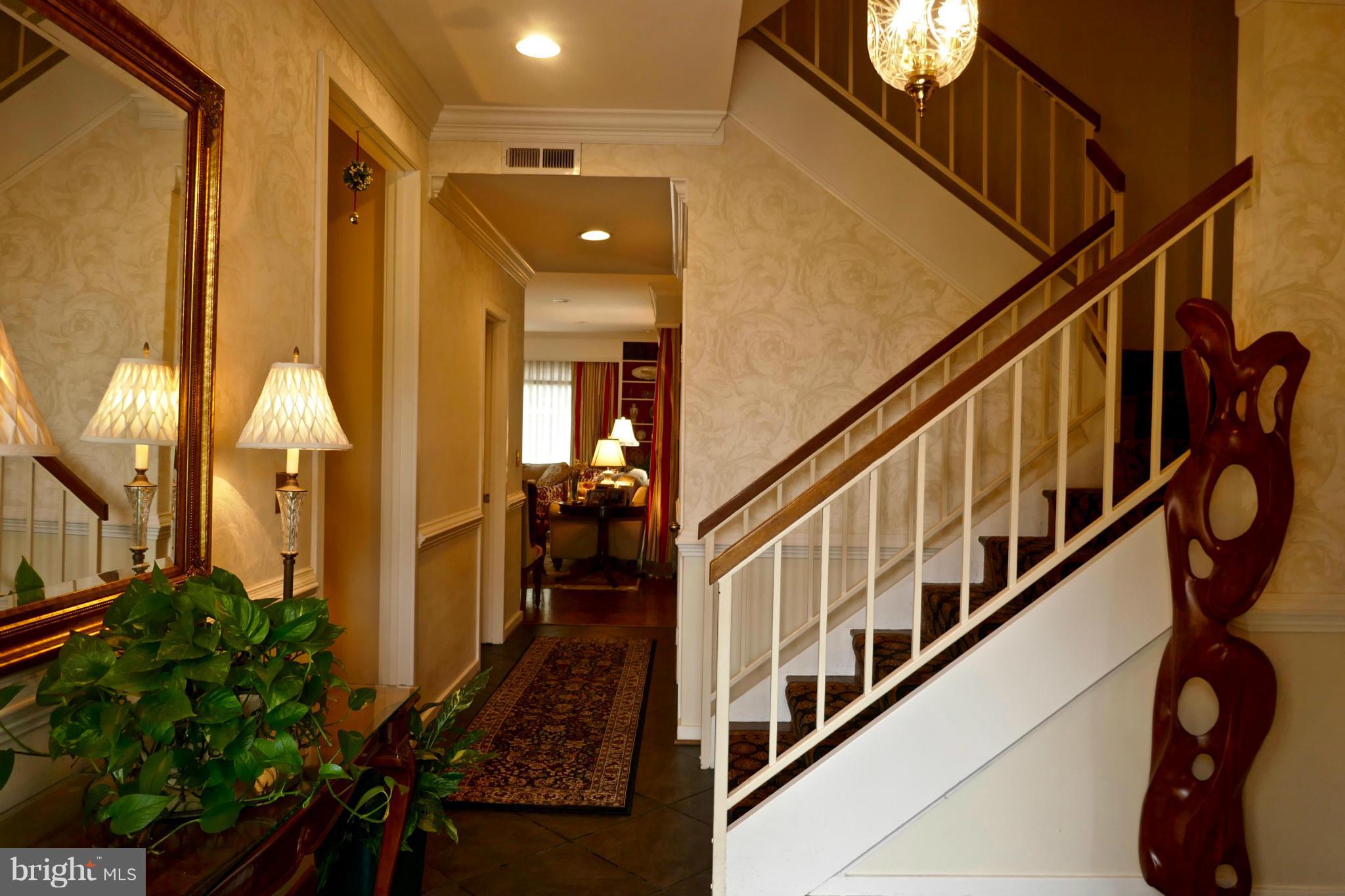 15 Roland Mews, Unit R115 Baltimore, MD 21210 - Photo 4 of 30 Interior (General)