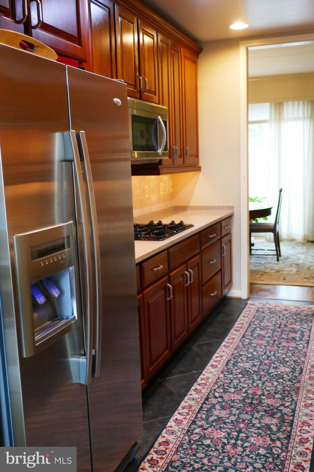 15 Roland Mews, Unit R115 Baltimore, MD 21210 - Photo 10 of 30 Kitchen